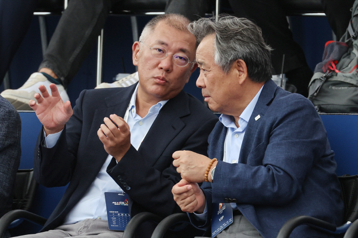 [현장에서]"한국 양궁은 세계 최고" AG 앞두고 위기설, '금빛' 레전…