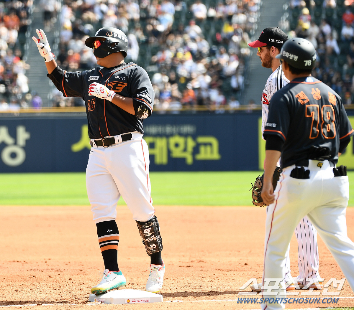 [김태연 인터뷰]최원호 감독이 꼽은 대체불가선수…"알칸타라 상대 홈런 짜…