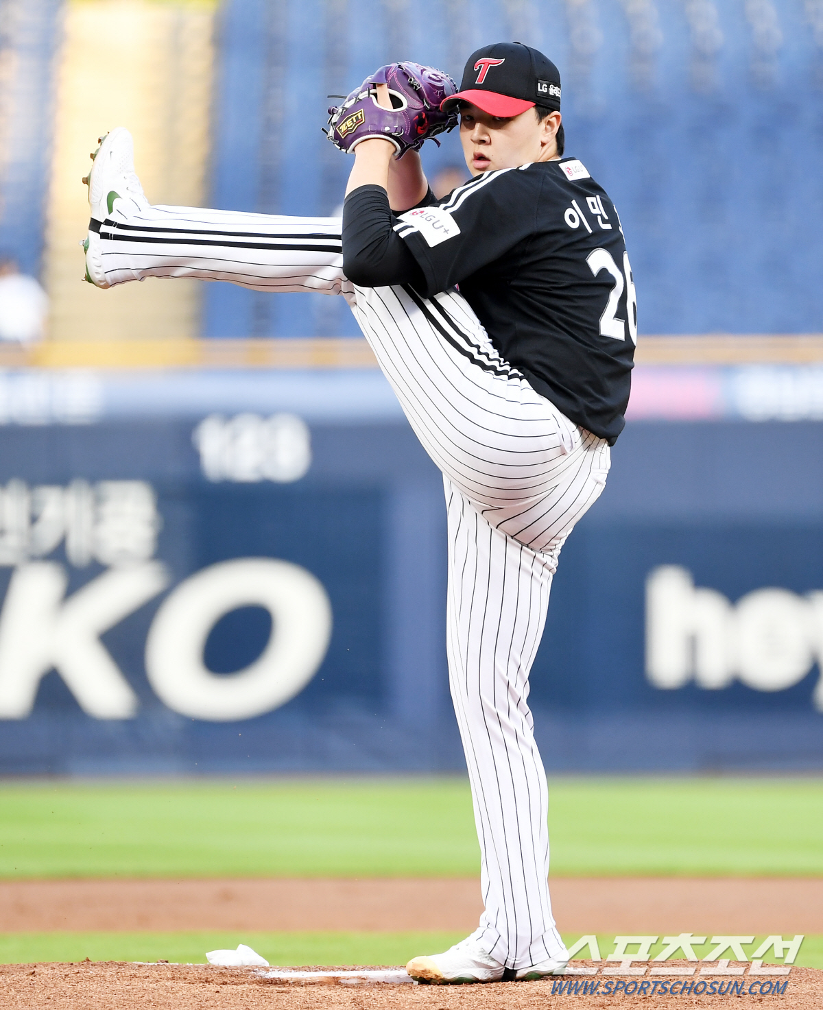 초구 안타-초구 병살타-초구 땅볼... 1이닝 공 3개로 끝. 6이닝 무…