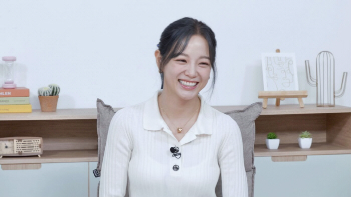 김세정 "근육 너무 쉽게 붙어 운동 안해…요즘 절식으로 몸매 유지"('옥…