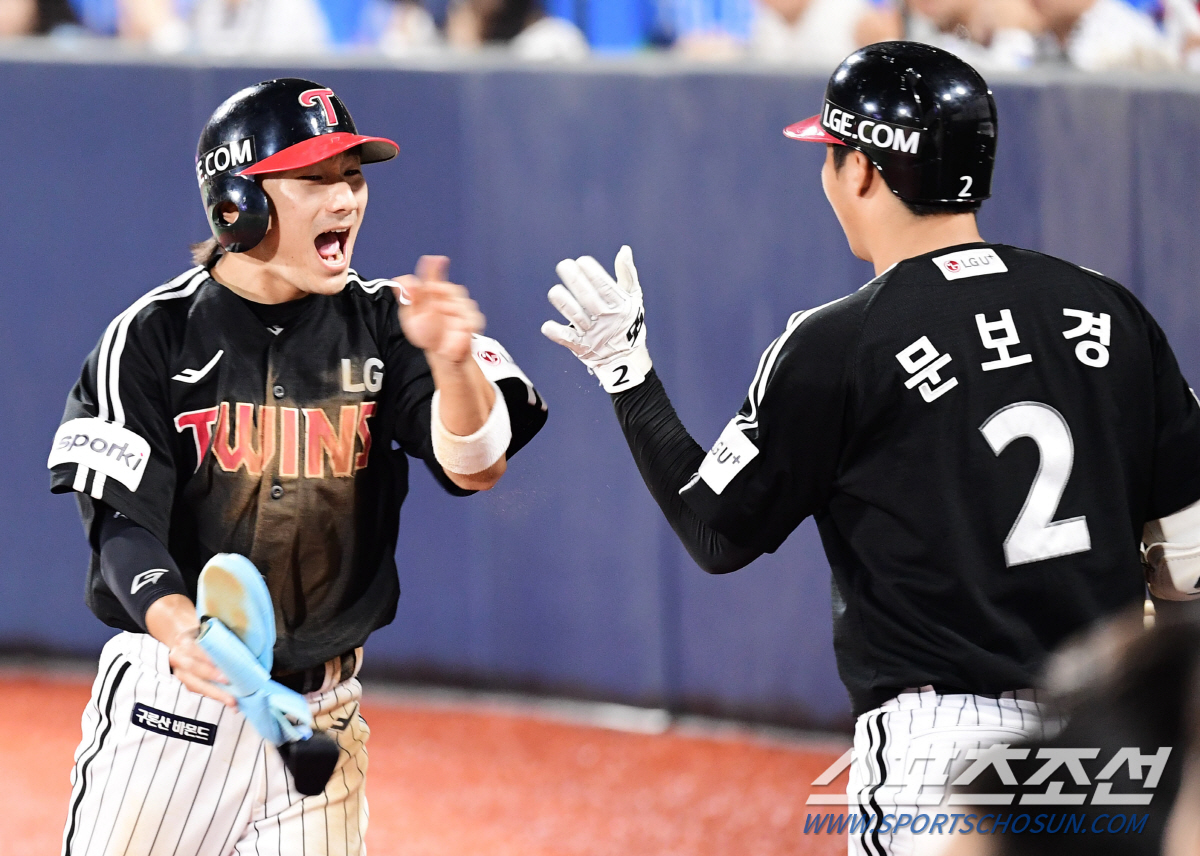 '잠실예수 수원에서 7이닝 무실점 완벽 부활' 'LG킬러'에 판정승. L…