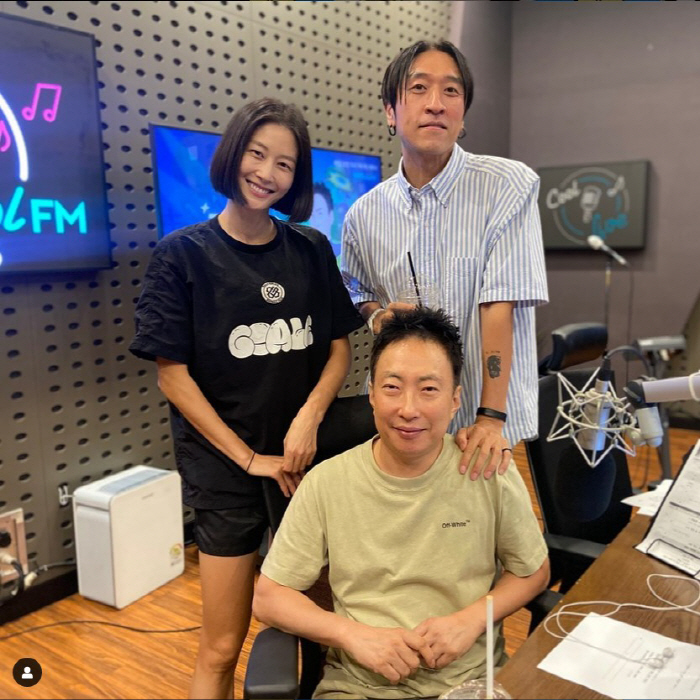 빽가 "팬이 B사 외제차 선물…마음만 받겠다고 돌려보내"(라디오쇼)[종합…