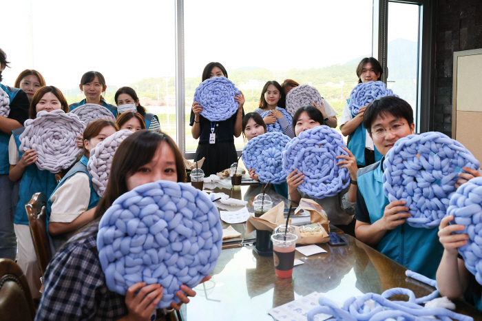 [경마]'동물복지 마크 챌린지부터 기부물품 제작까지' 동물복지에 발 벗고…