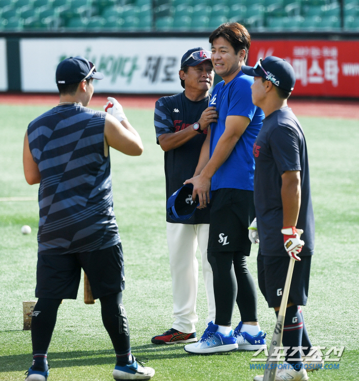 "이래서 강민호가 필요해" FA 3번 한 남자의 남다른 아우라…그가 있으…