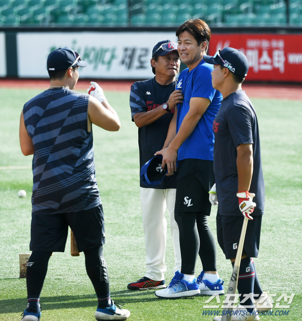 "이래서 강민호가 필요해" FA 3번 한 남자의 남다른 아우라…그가 있으…