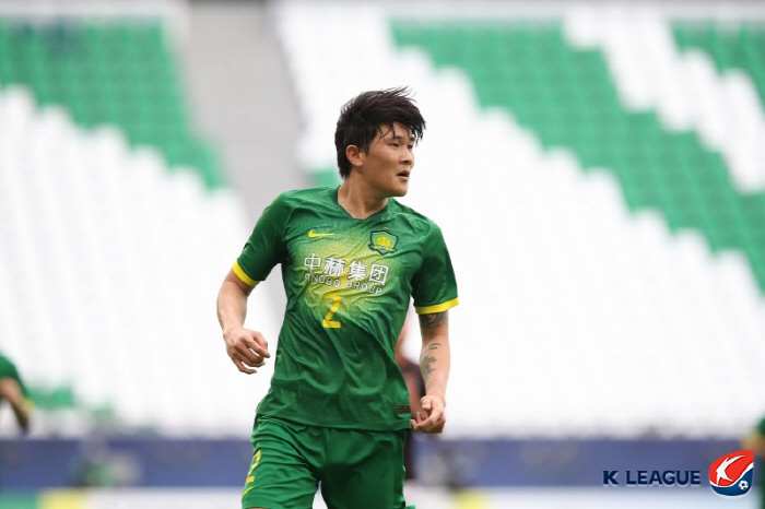 김민재 품었던 中 "베이징 용병이 2년만에 발롱도르 후보가 됐다. 亞의 …