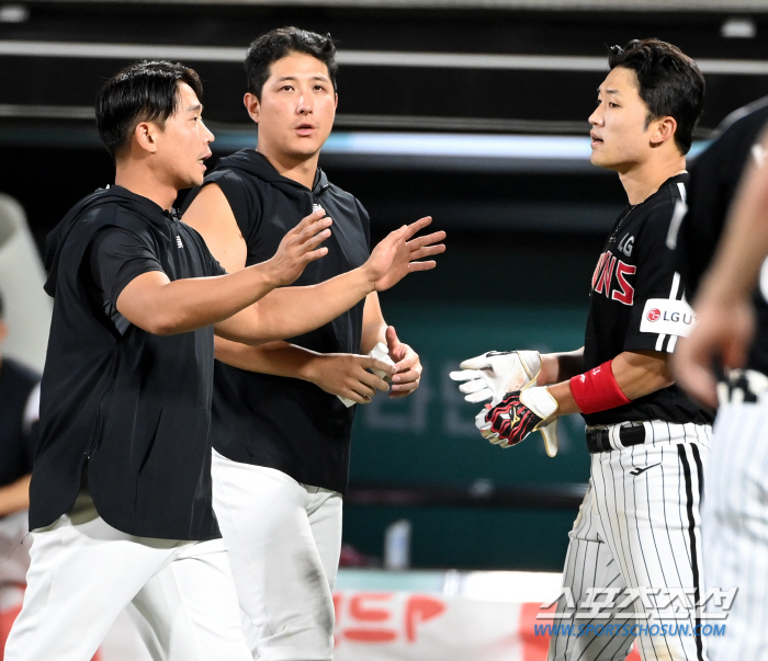 순둥이들도 줄줄이 발끈...뛰고 또 뛰고, 맞히고 또 맞히고… 끝내 벤클…