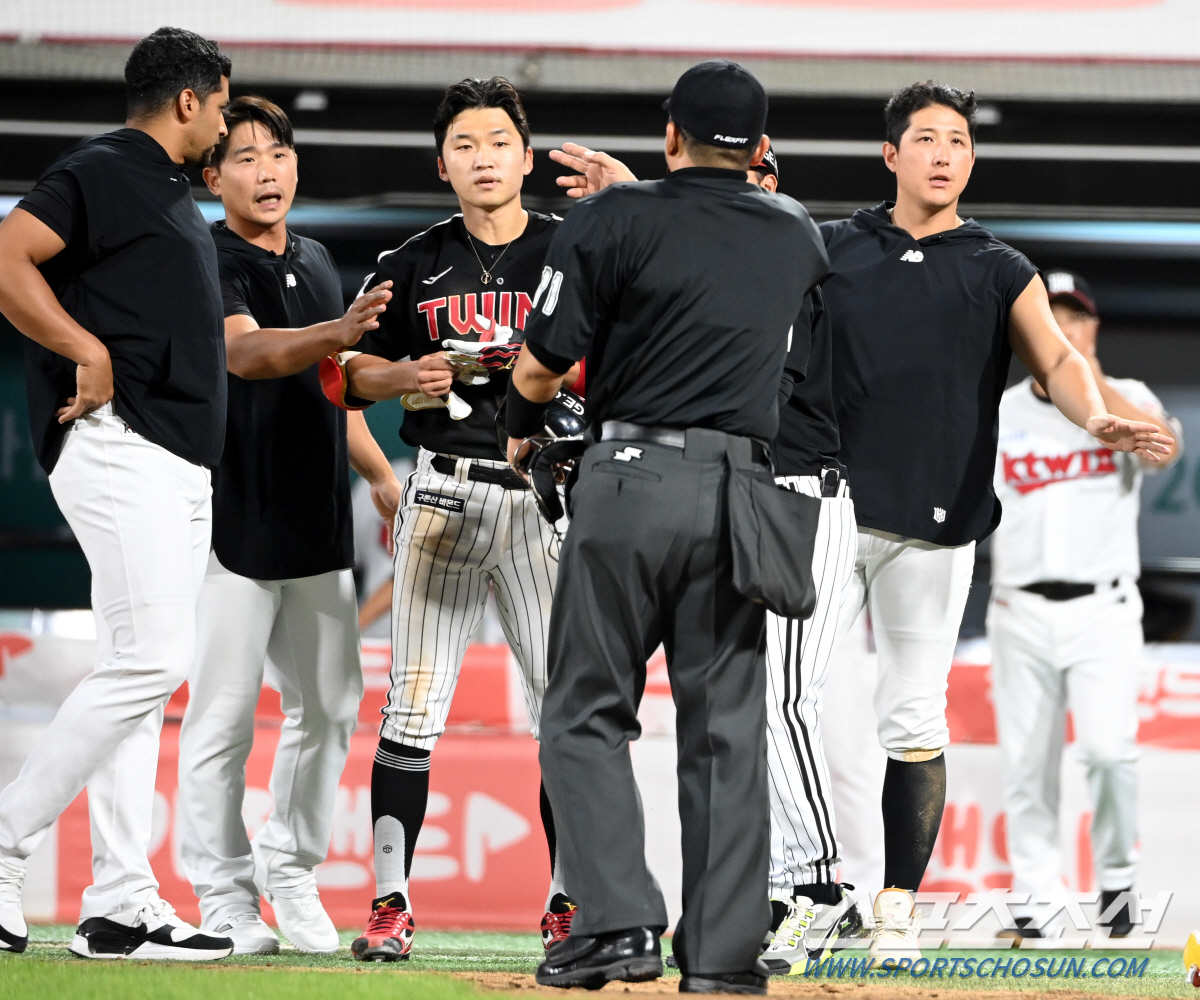 순둥이들도 줄줄이 발끈...뛰고 또 뛰고, 맞히고 또 맞히고… 끝내 벤클…