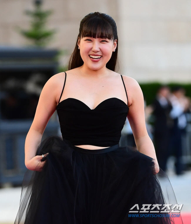 이은지, 건강 악화로 '가요광장' DJ 휴식…서은광 대타