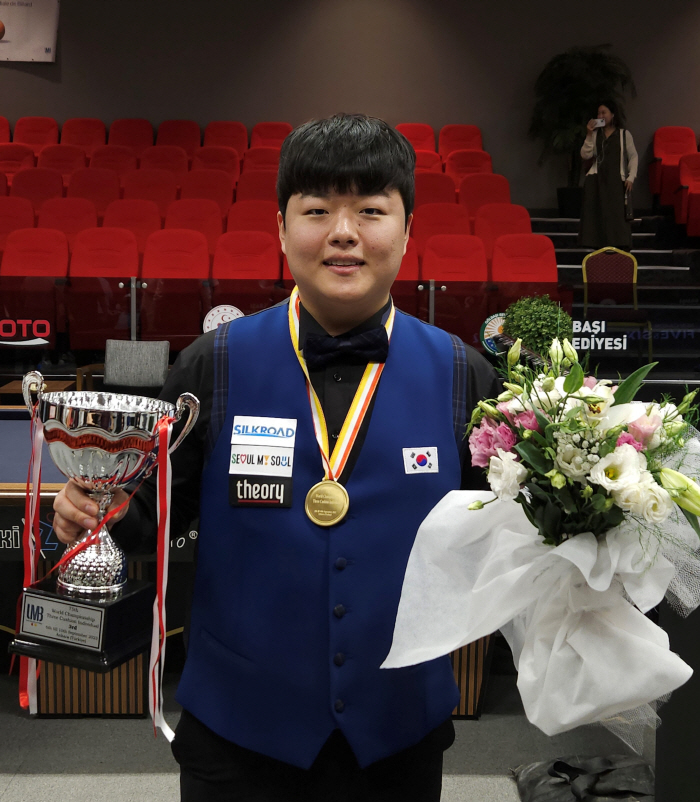 '한국 3쿠션 에이스'조명우, 제75회 세계3쿠션선수권대회 공동 3위. …