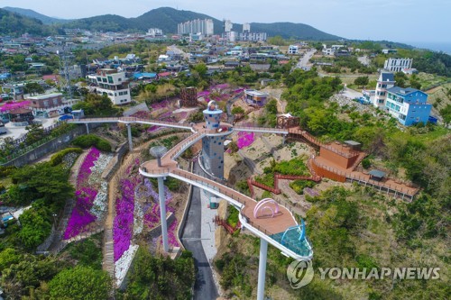 동해 도째비골 스카이밸리 2년 만에 100만명 돌파…명소 부각