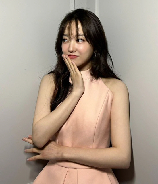 박보영, 토론토 삼킨 '뽀블리' 매력..오프숄더 드레스로 뼈마름 인증