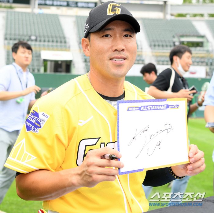 '도루 빼고 전부 다 1위' 작년보다 더 중요한 올해 FA, 롯데 타선의…