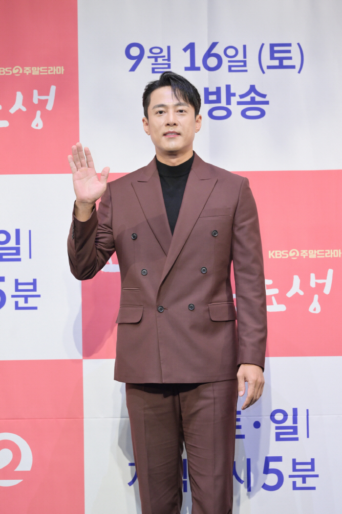 [SC현장] "시청률 35% 목표"…'효심이네' 유이, KBS 주말극 구…