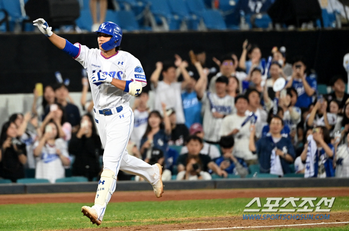 가슴 철렁했던 실책+만루 위기 속 고개 숙였던 2년차 유격수, 회심의 아…
