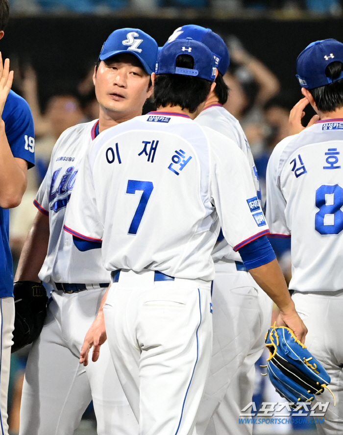 가슴 철렁했던 실책+만루 위기 속 고개 숙였던 2년차 유격수, 회심의 아…