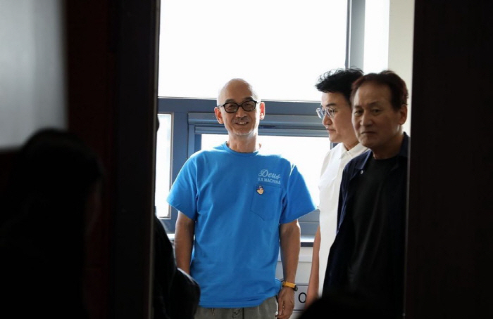 박중훈이 공개한 ‘암 투병’ 안성기 근황..한층 밝아지고 건강해진 모습