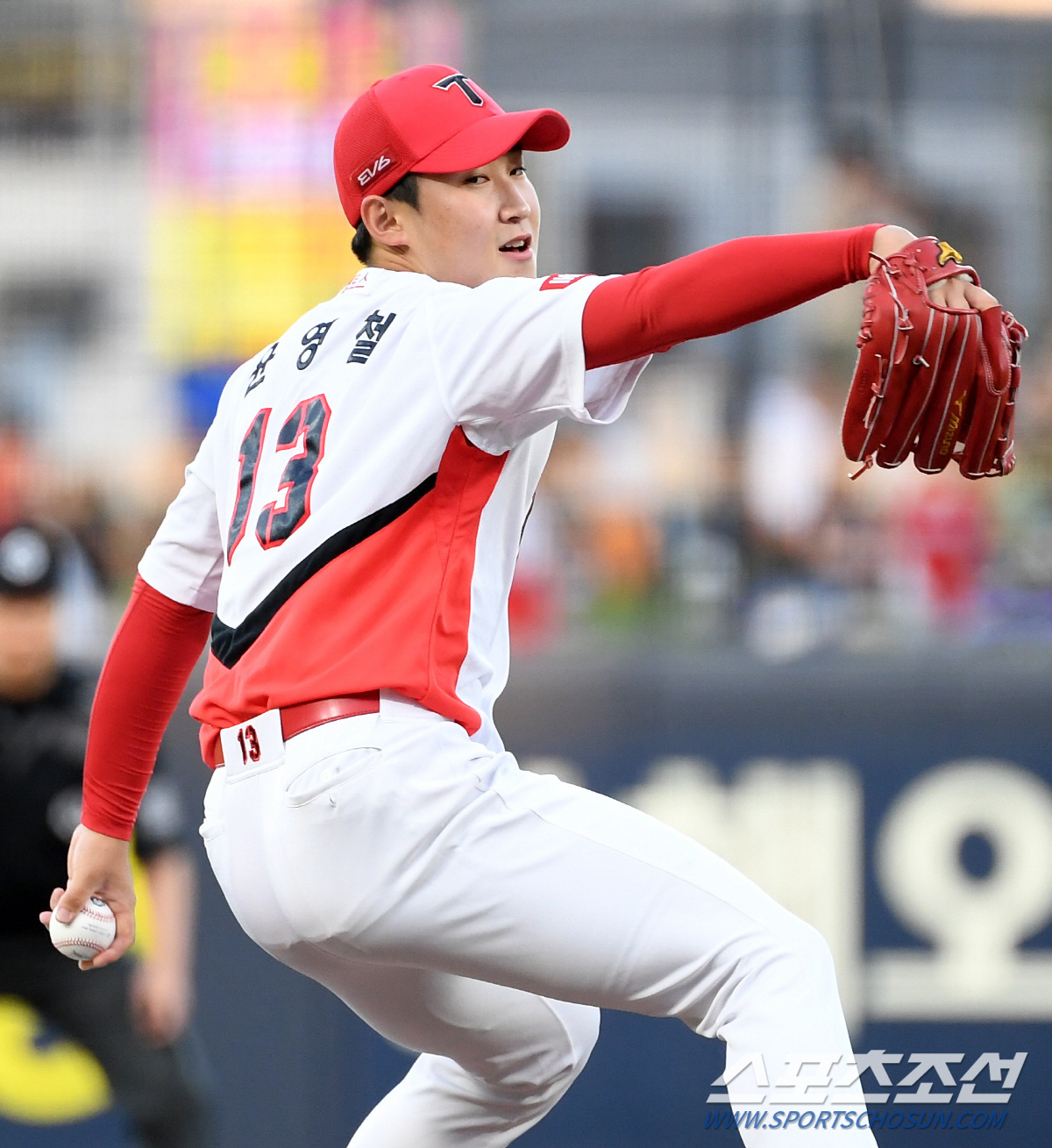 문동주 빠진 뒤 2경기 1패 ERA 5.19…신인왕 경쟁 윤영철 뒷걸음질…