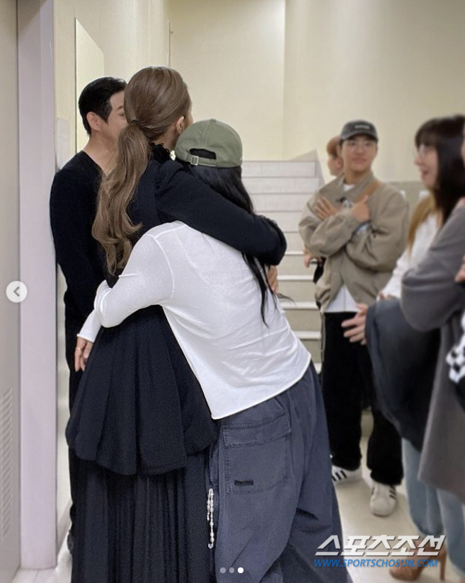 이효리의 핑클은 '~ing' vs 바다의 S.E.S.는 '눈물 손절'…'…