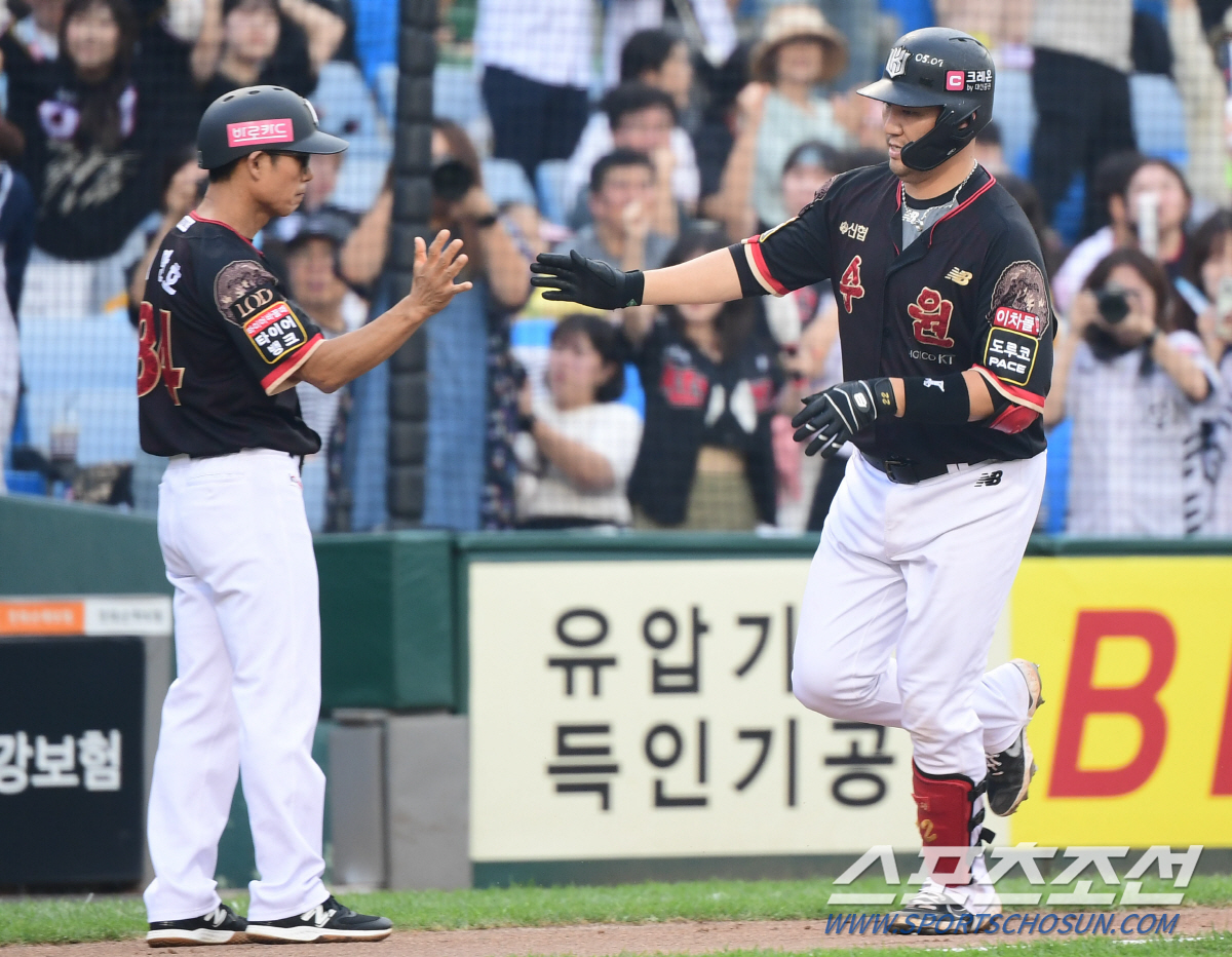 1차전 오후 2시 시작→우천 중단 204분→2차전 오후 11시 26분 종…