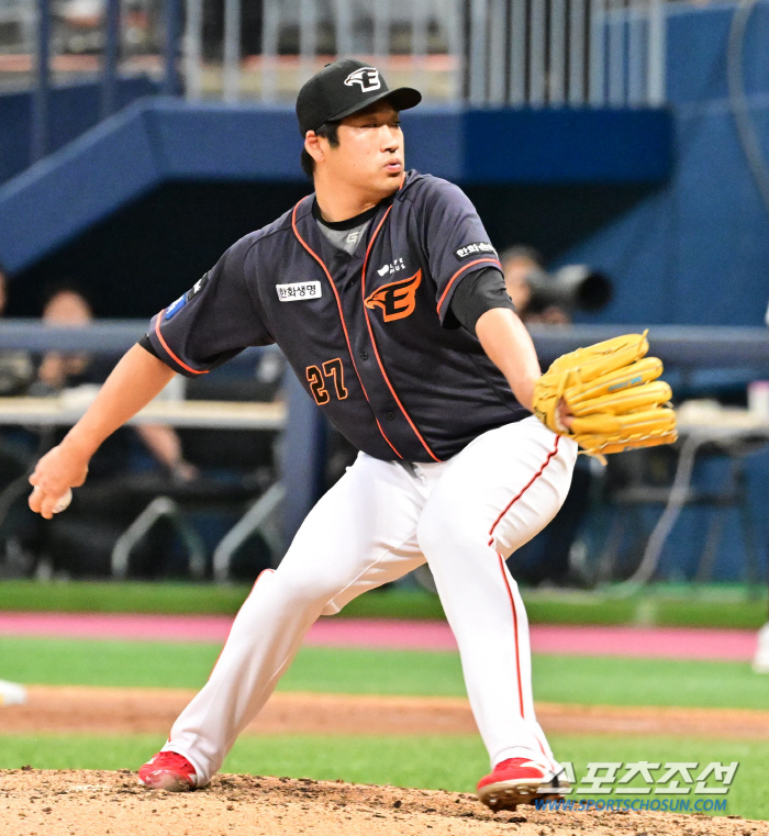 '원투펀치' 페냐-산체스도 못 끊은 연패…'고마운 선수' 이태양 5이닝 …