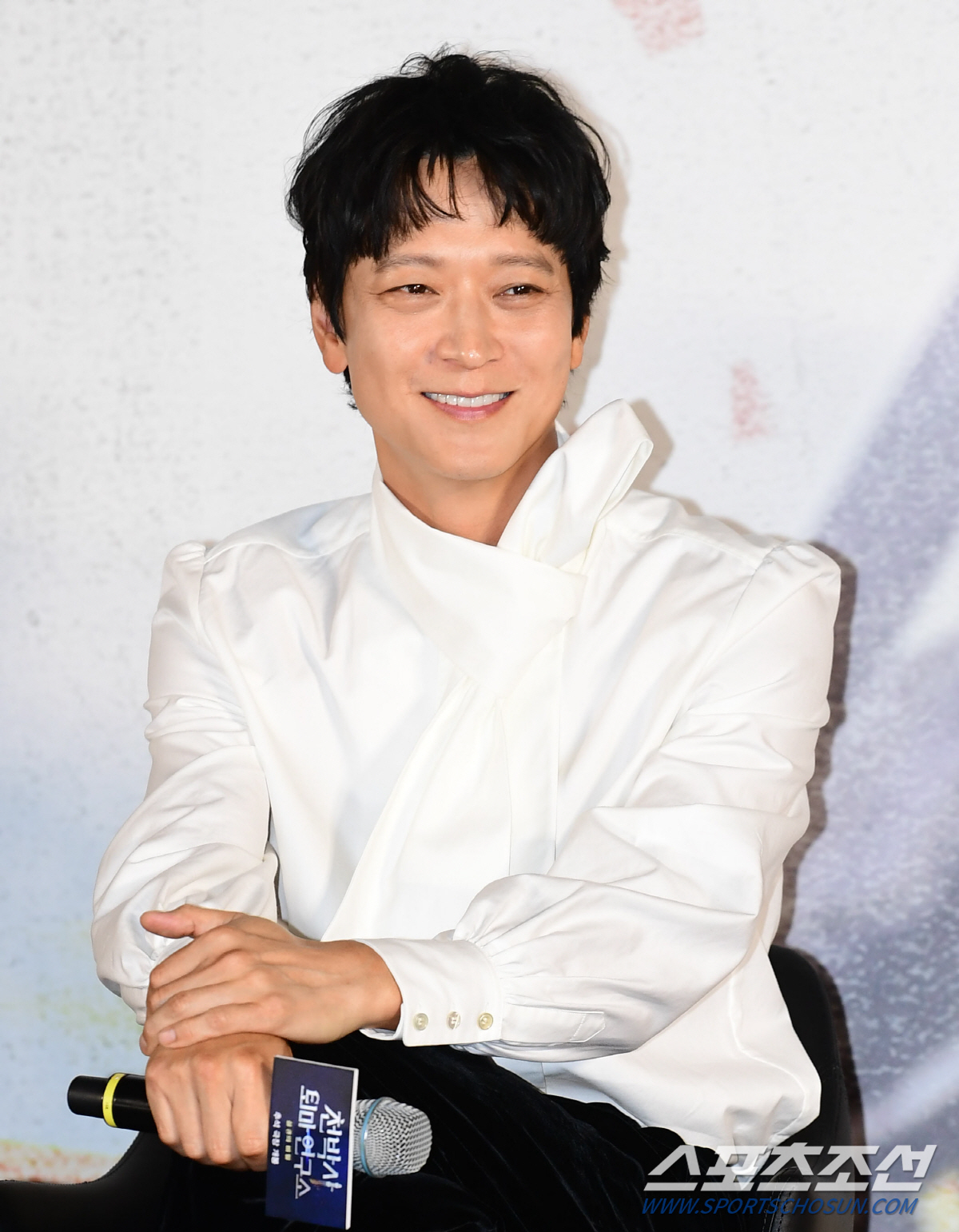 '천박사' 강동원 "영화 보니 내 나이 많이 느껴져..多캐릭터 가능하게 …
