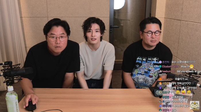 '미담폭격기' 강하늘, 스태프 이름+용돈+에어컨 선물까지…'파도 파도 미…