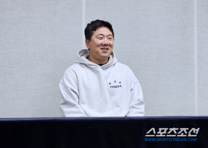 "대전에서부터 보고 야구를 했으니"…데뷔 11년 만에 나온 첫 만루홈런,…