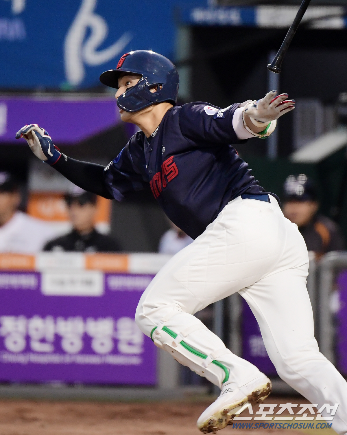 아이돌 못지 않은 '부산 대세 인증', 지하철역 생일 축하 광고도 떴다……
