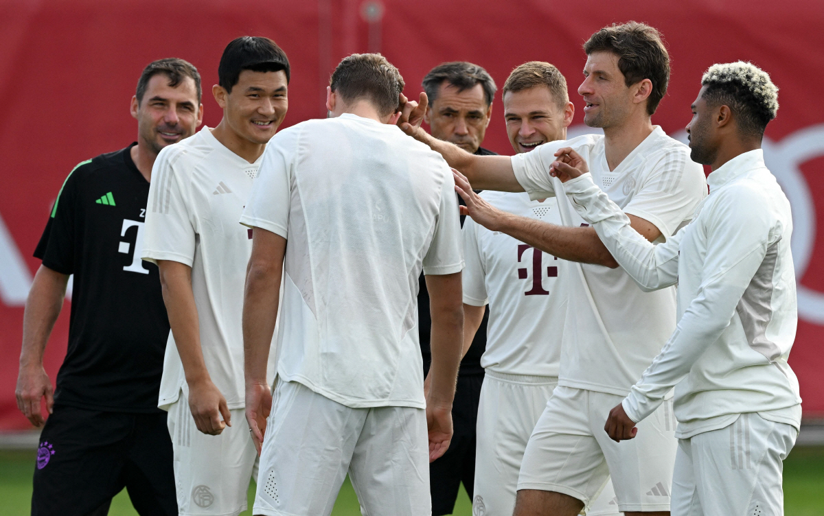 투헬 '콩가루'된 맨유 정중하게 자극? "맨유 주변에 항상 잡음 많다, …