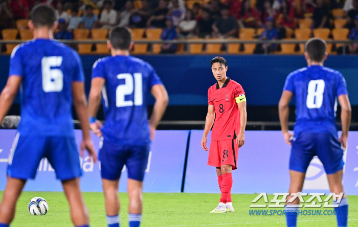 "짜요" 잠재운 "대~한민국"…열일 제쳐두고 항저우 찾은 韓팬들의 열정,…