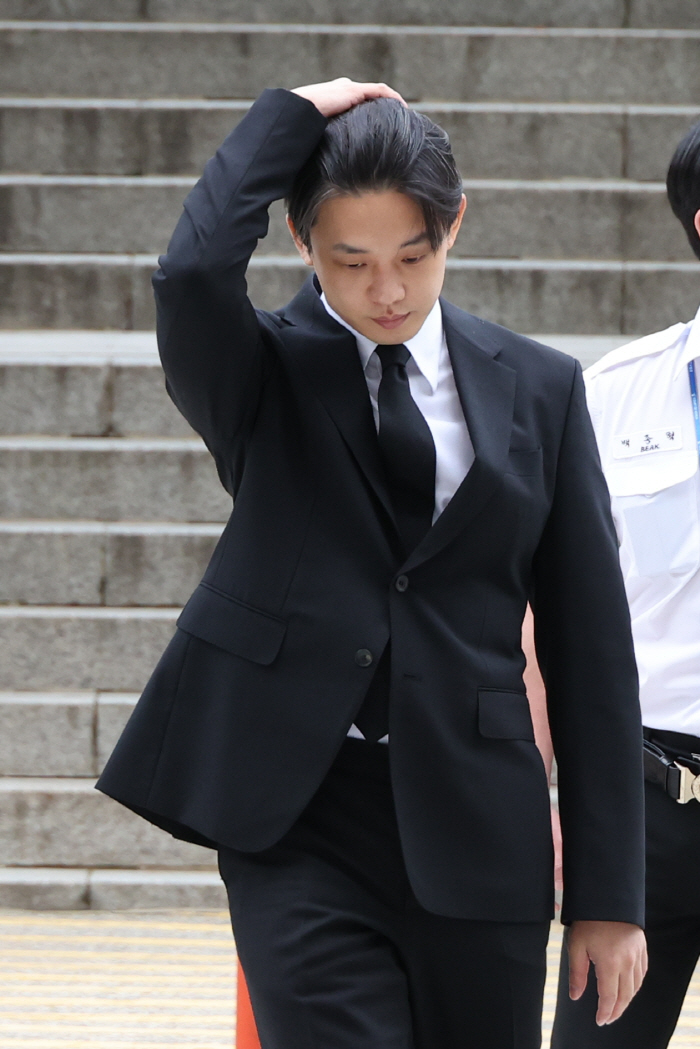 유아인, 두번째 영장실질심사 참석…이번에도 구속 피할 수 있을까