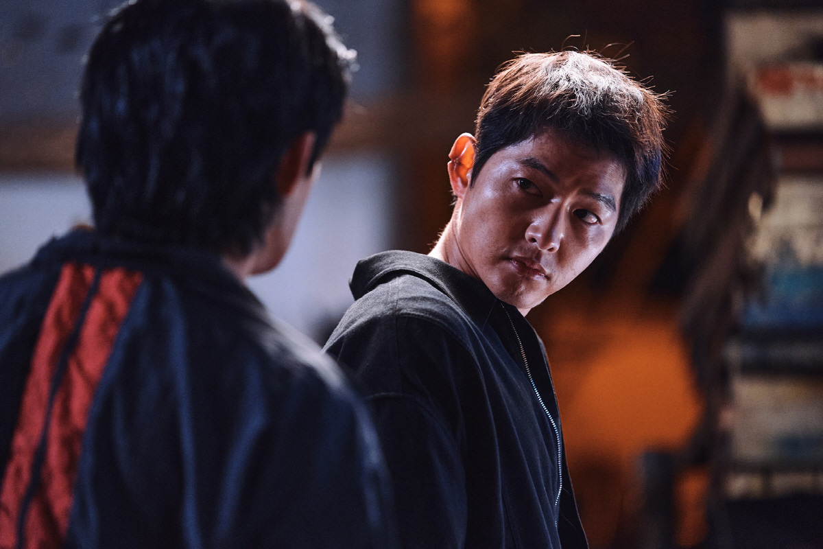 '화란' 송중기 "강도 높은 트레이닝으로 '치건' 체격 만들었다"