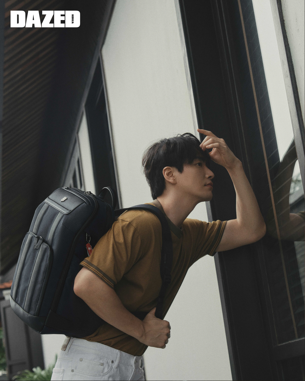 '천만배우' 이준혁, 독보적 눈빛과 오라가 만든 힐링 모먼트 [화보]