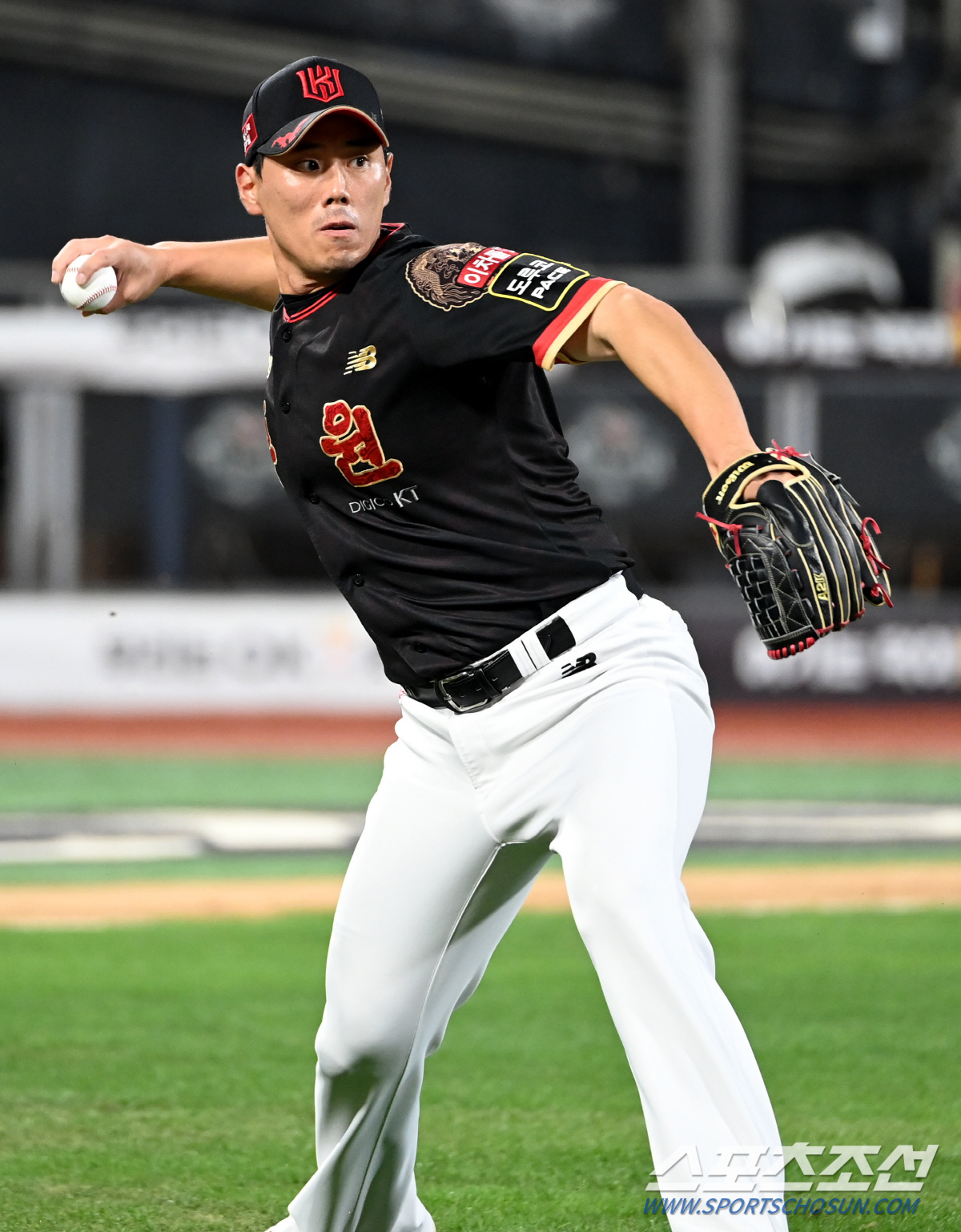 ERA 1.62 필승조 정규 시즌 아웃…'불펜 대전' FA 시장 판도 운…