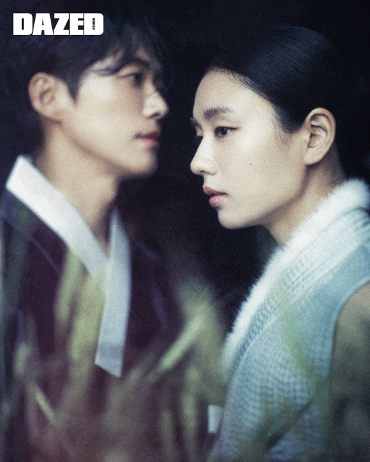 안은진 "남궁민 보면서 혼자 왈칵했던 적 많아" [화보]