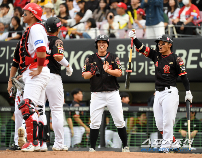 "하나는 치고 싶었는데... 형 노릇해서 기쁘다." '13→9→3→0' …