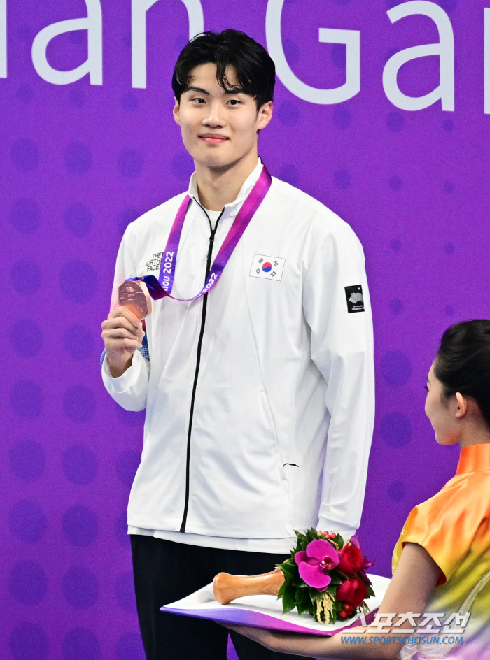 [항저우 오늘]황선우→김우민 황금세대가 뜬다, 한국 수영의 새 역사가 열…