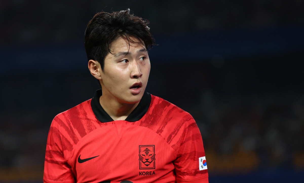 [현장인터뷰]'첫 출격' 유쾌한 이강인 "관심 쏠리는게 부담스럽냐고요? …