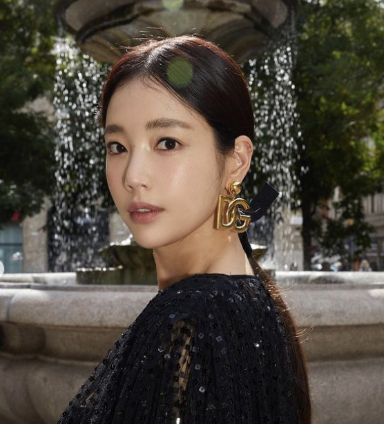 기은세, 이혼 발표 하루만에 활동 재개…"열심히 살겠다" 증명한 열일 행…