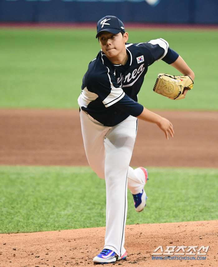 '한화→다저스' 160km 코리안 듀오 결성! 숙소도 옆방…영건 케미 '…