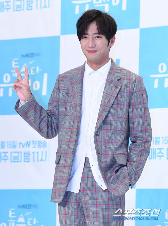 이상엽,♥미모의 비연예인과 결혼→이상형 재조명 "대화 잘 통하는 사람" …