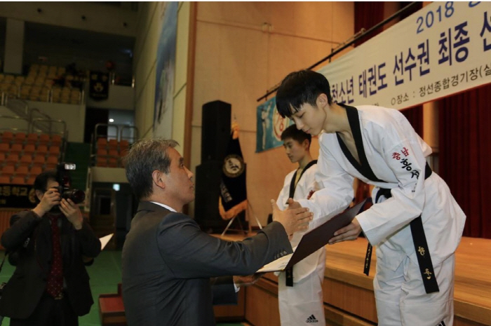 '슈퍼루키'에서 '에이스'로, 남자 58kg 장준, 태권도 겨루기 '첫 …