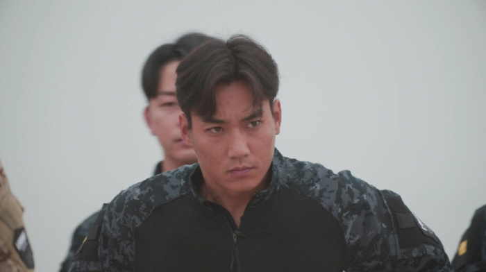 폭염과 장대비 속에서 장애물 각개전투…김성주도 "미쳤어요" 동공대확장('…