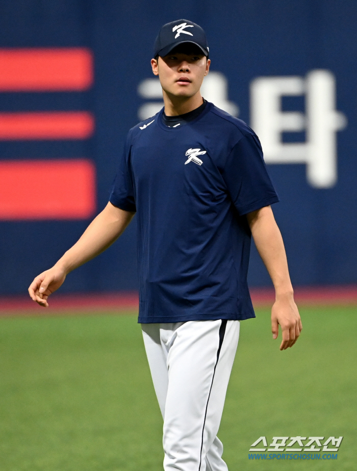 '류중일호' 처음이자 마지막 실전 점검…문동주VS곽빈 선발 격돌, 9회 …