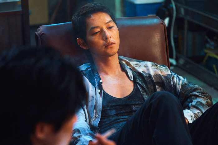 [SC인터뷰] "♥케이티도 응원"…아빠 된 송중기, '화란'으로 활짝 연…