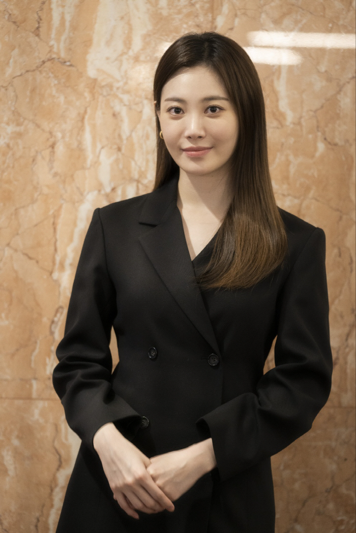 [인터뷰①] '가문의 영광6' 유라 "첫 스크린 주연 감개무량…무대인사도…