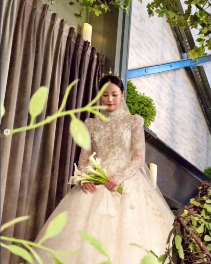 안혜경, ♥촬영감독 신랑 살짝 공개 "변하지 않는 믿음으로 잘 살게요" …