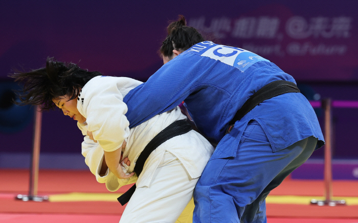 [AG]'유도 노골드 수모 김하윤이 막았다' 사상 최초로 여자 +78kg…