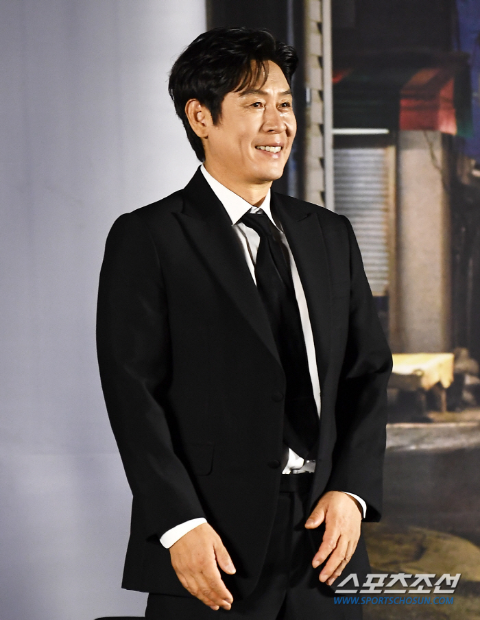 '소년들' 설경구 "염혜란 생활연기 최강자..진짜 아내로 느껴져"